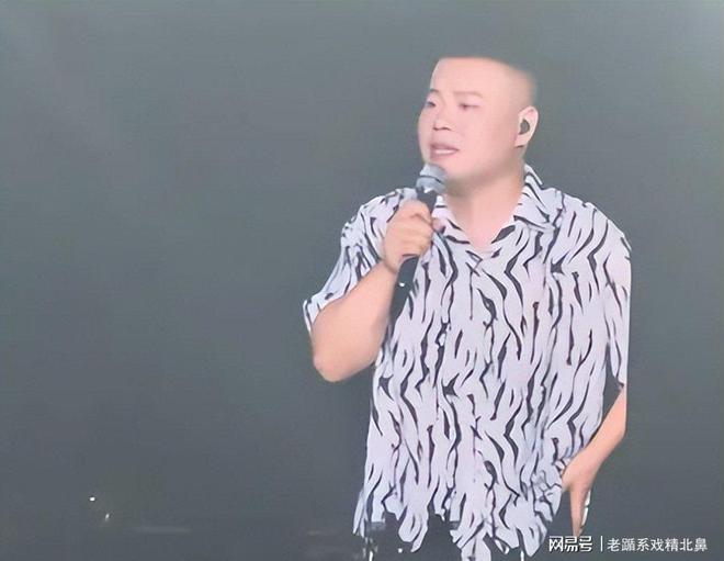 “机密”文件竟在微信群中传播！查明：档案局服务人员发现涉密文件与儿子工作有关，遂拍照发家庭群，已被辞退；相关负责人被党内严重警告