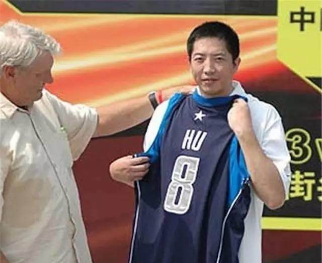 不啃老、不靠儿、不帮带娃!三浦友和夫妇的晚年,打了多少人的脸