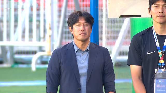斯瓦泰克上演极致翻盘令小威纪录作古,萨巴谈美战袍称自己像篮球