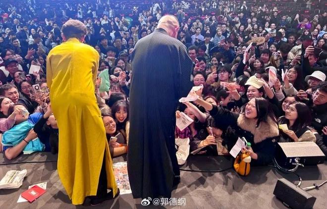 陈粒发文回应疑似被骚扰:大家都喝了些酒,事发后Ryan已道歉,现场片段衍生过度解读,希望此事就此落幕