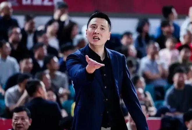 CBA最新消息!辽宁男篮官宣后场补强,王少杰返回北控,广厦男篮五人离队