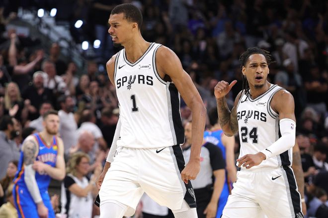 对华加税100%失败,最后一刻特朗普终于落笔,中国继续大抛美债