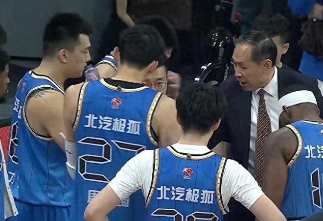 C罗发声明已48小时，0队友为其点赞，葡媒：足协要求他们不得介入