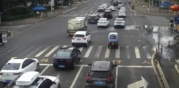 哦豁,花呗、月付们终于要整改了?