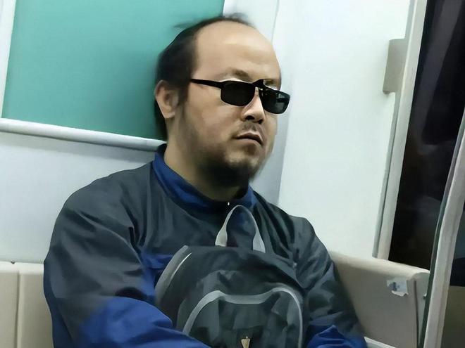 泰山梦幻开局!克雷桑8分钟闪击,德比战第4球,追平韩鹏李金羽