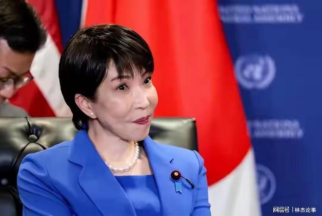 “包贝尔出轨”热搜爆了,曝光者再发最新内容:包贝尔不是嫖娼,红发女子与包贝尔相识于2024年一场聚会,包贝尔在拍戏暂时无法回应